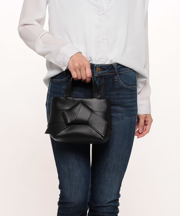 アクネストゥディオズ Acne Studios 【ACNE STUDIOS】アクネストゥディオズ  MUSUBI 微型手提包 FNーWNーBAGS000252 微型手提包