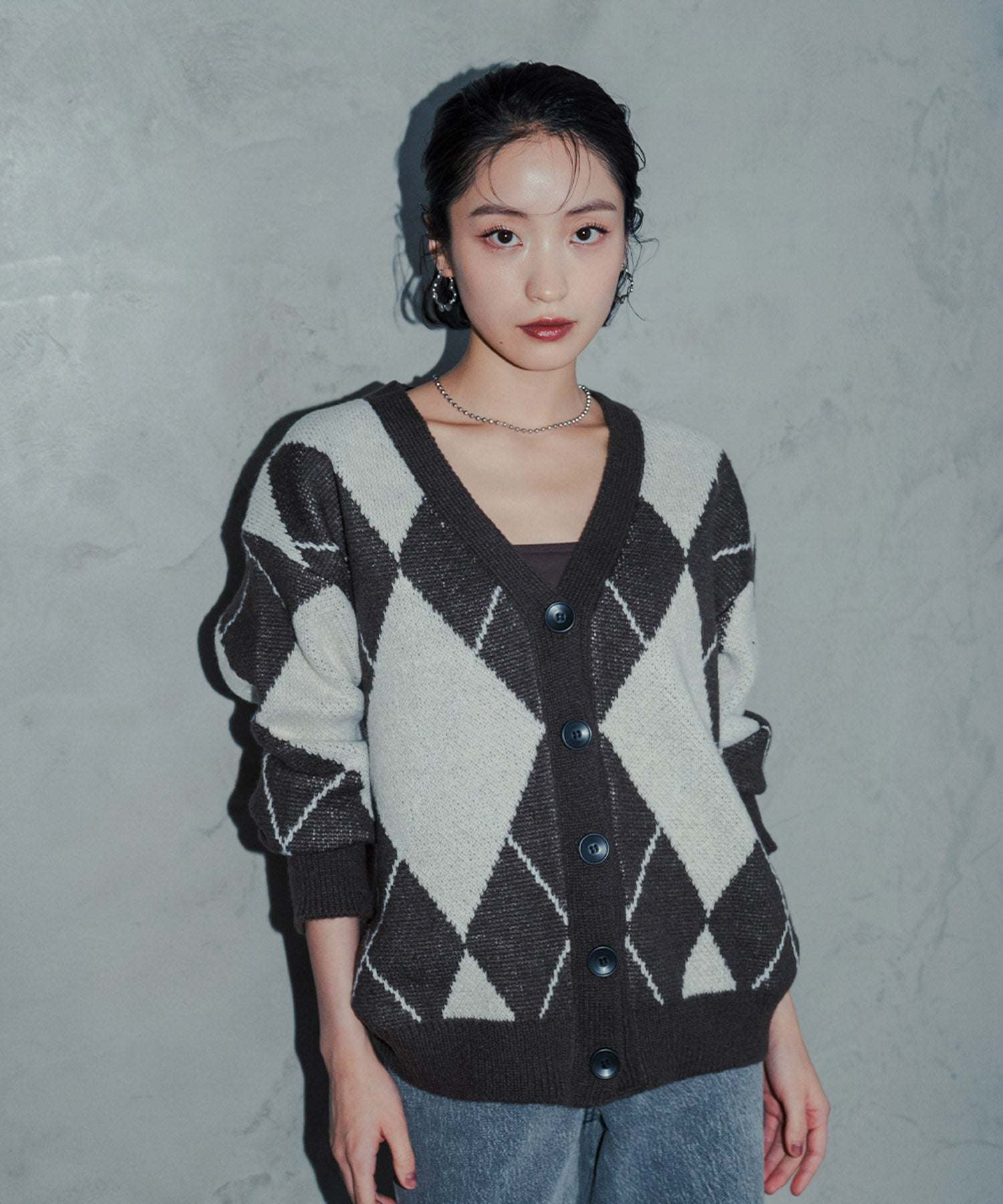 アンピルーラ Ampirula アーガイル柄Vネックニットカーディガン （ブラウンアイボリー） ブラウンアイボリー