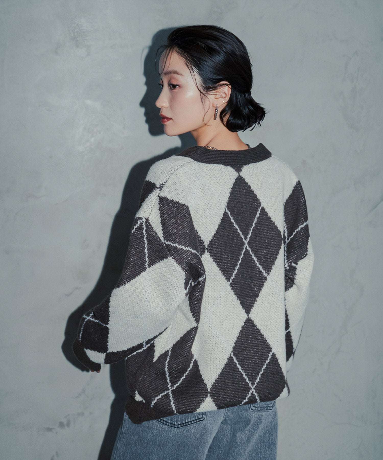 アンピルーラ Ampirula アーガイル柄Vネックニットカーディガン （ブラウンアイボリー） ブラウンアイボリー