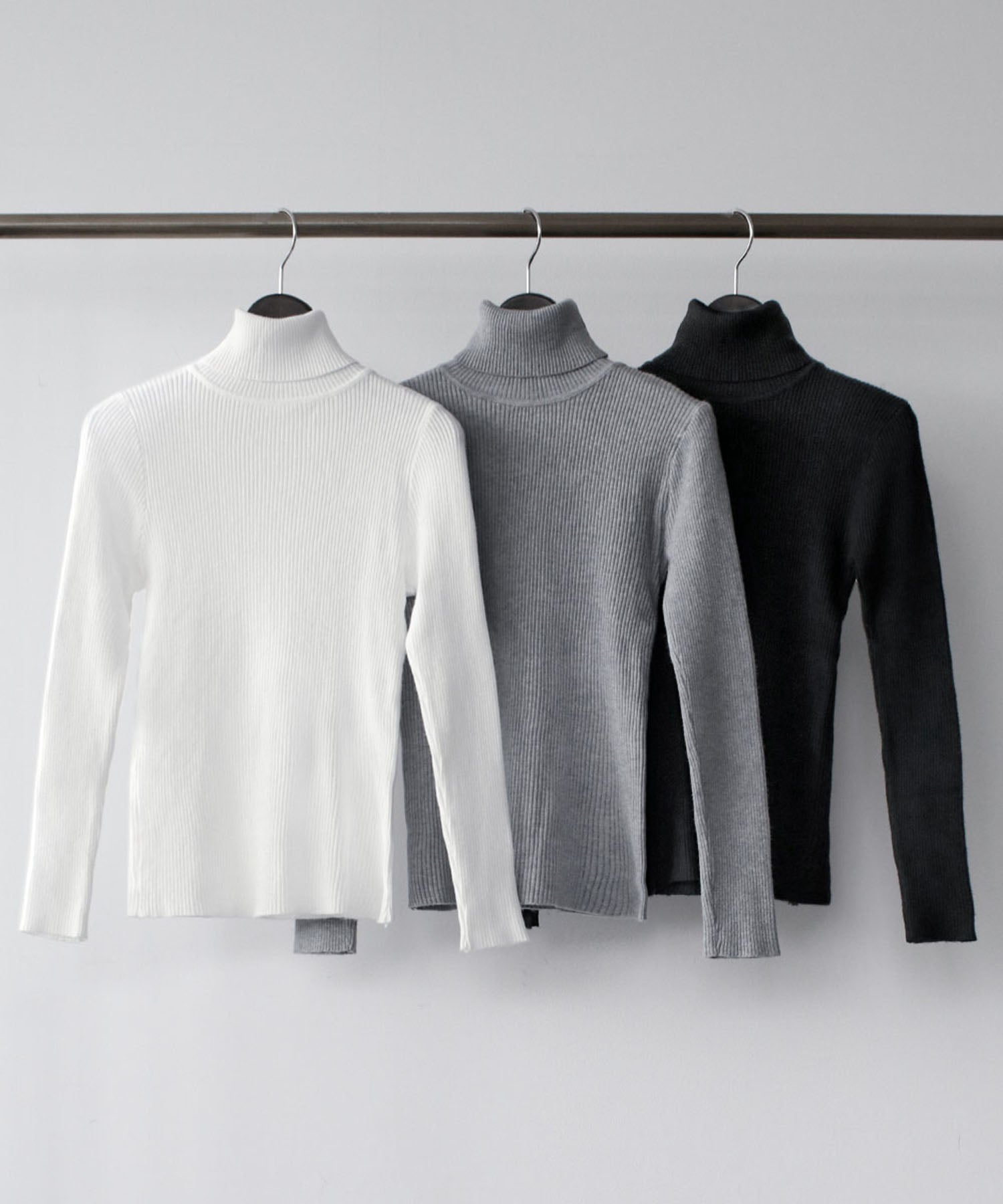 アンピルーラ Ampirula ハイネックニットプルオーバー （ホワイト） ホワイト