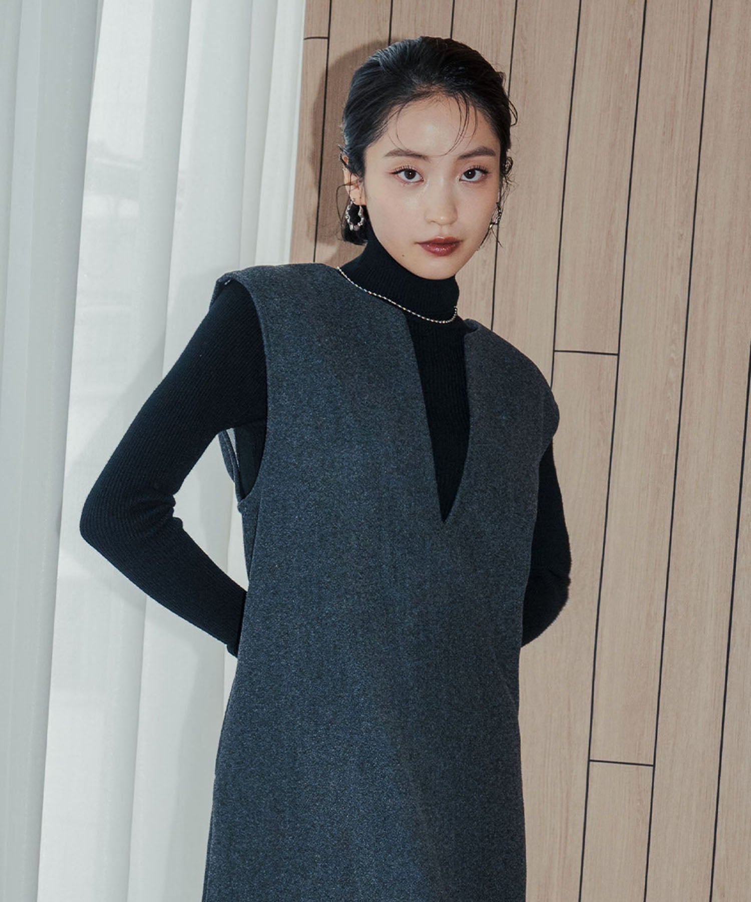 アンピルーラ Ampirula ハイネックニットプルオーバー （ブラック） ブラック