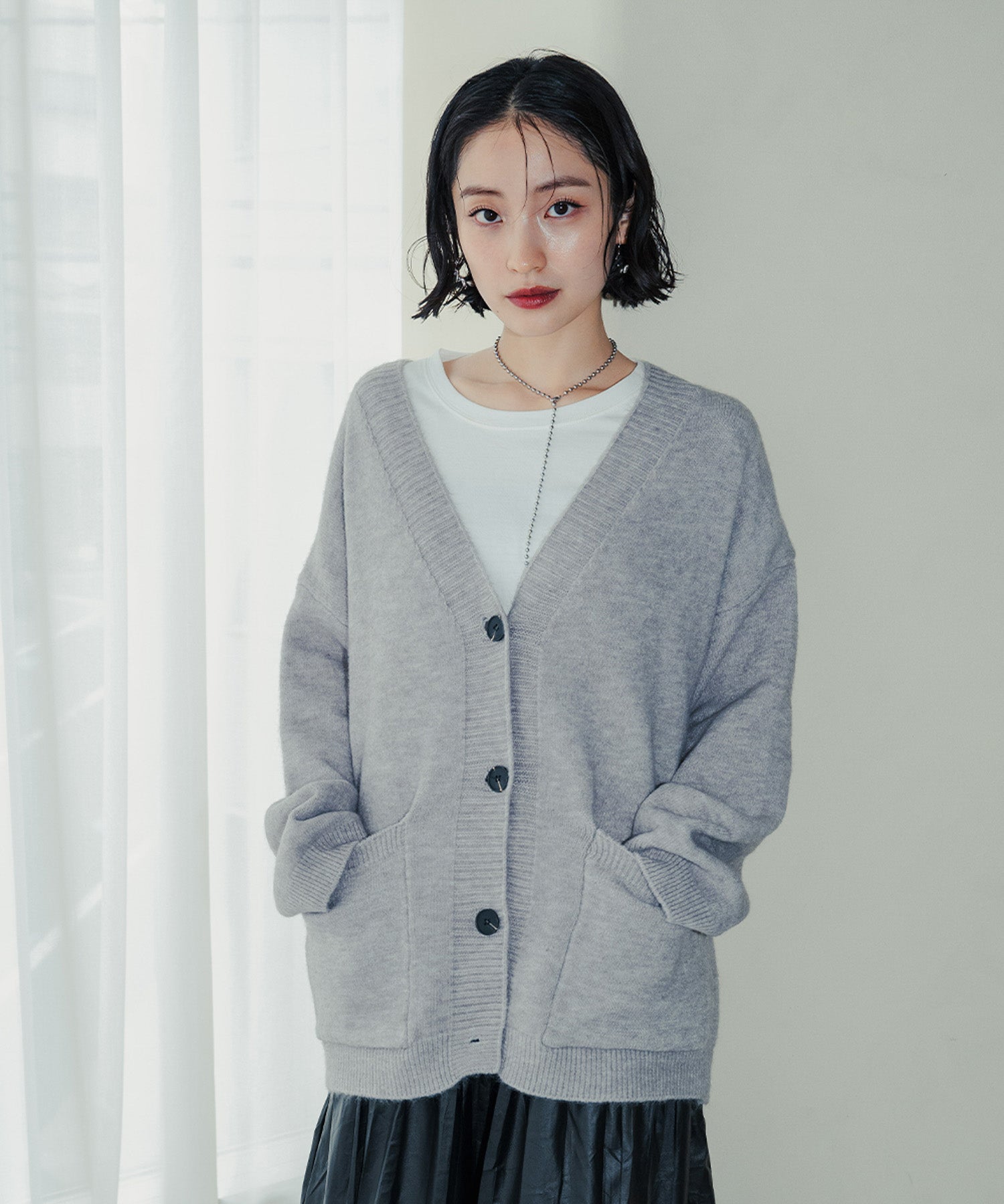 アンピルーラ Ampirula Vネックオーバーニットカーディガン （グレー） グレー