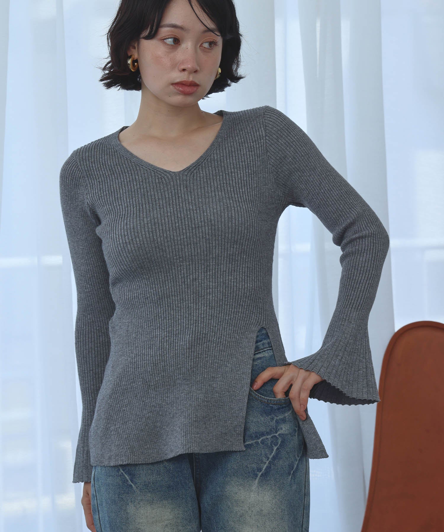 アンピルーラ Ampirula ニット 長袖 リブニット トップス スリット Vネック（グレー） グレー