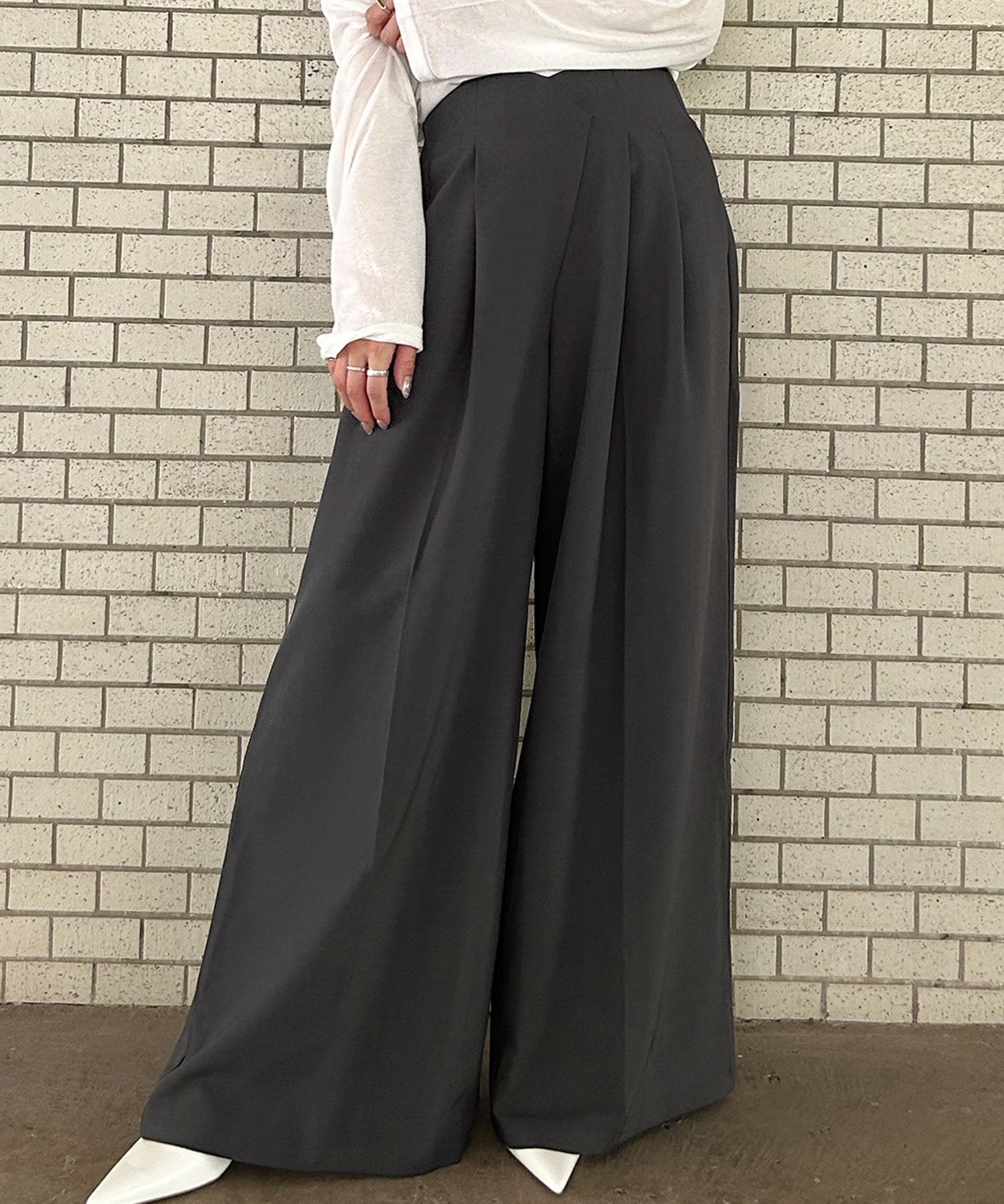 アンピルーラ Ampirula 【2025AW】カシュクール タック ワイドパンツ 冬 レディース 秋 秋冬 （グレー） グレー
