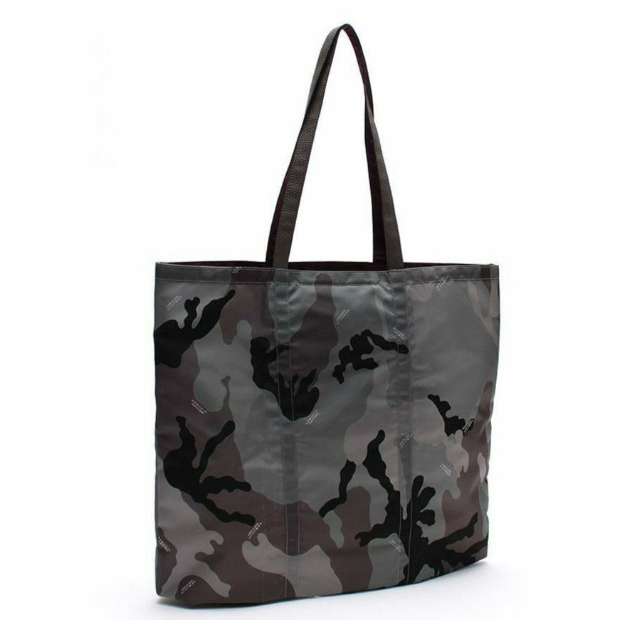 アクセソワ ドゥ マドモワゼル A.D.M.J. デービス/サブバッグL NAVY （CAMOUFLAGE） CAMOUFLAGE