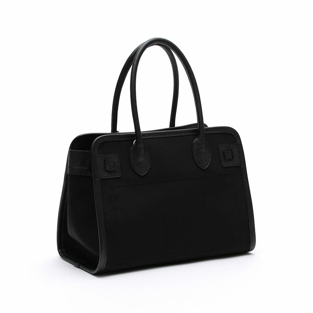 アクセソワ ドゥ マドモワゼル A.D.M.J. オフィサー/マーキス刺しゅうヘリ巻きボストン28cm NAVY （BLACK） BLACK