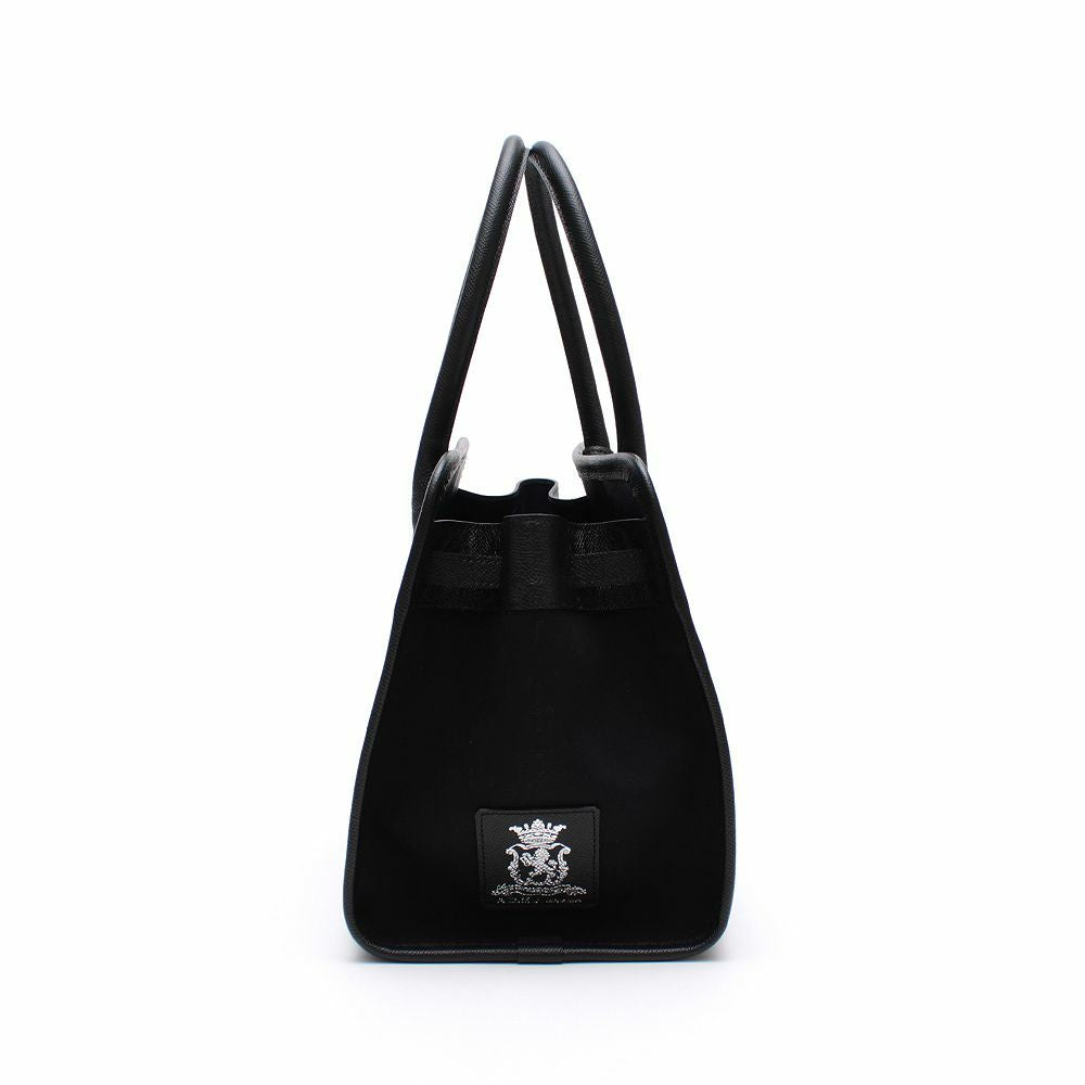 アクセソワ ドゥ マドモワゼル A.D.M.J. オフィサー/マーキス刺しゅうヘリ巻きボストン28cm NAVY （BLACK） BLACK