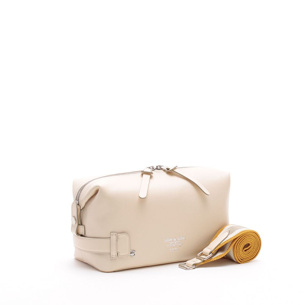 アクセソワ ドゥ マドモワゼル A.D.M.J. ナッパブロッサム2WAYショルダーM O.WHITE （O.WHITE） O,WHITE