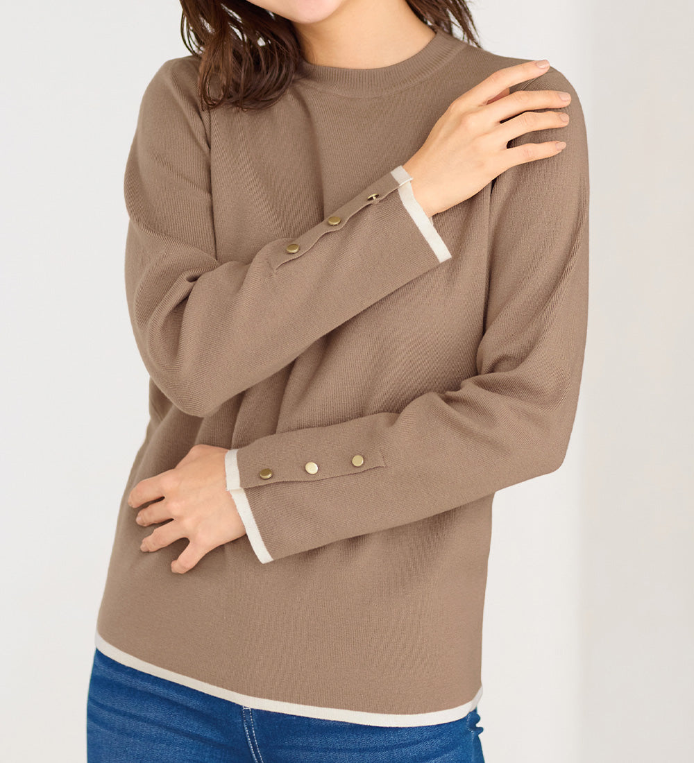 アロッタ Alotta 洗える！もっちりタッチバイカラー袖金ボタンニット （ベージュ） ベージュ