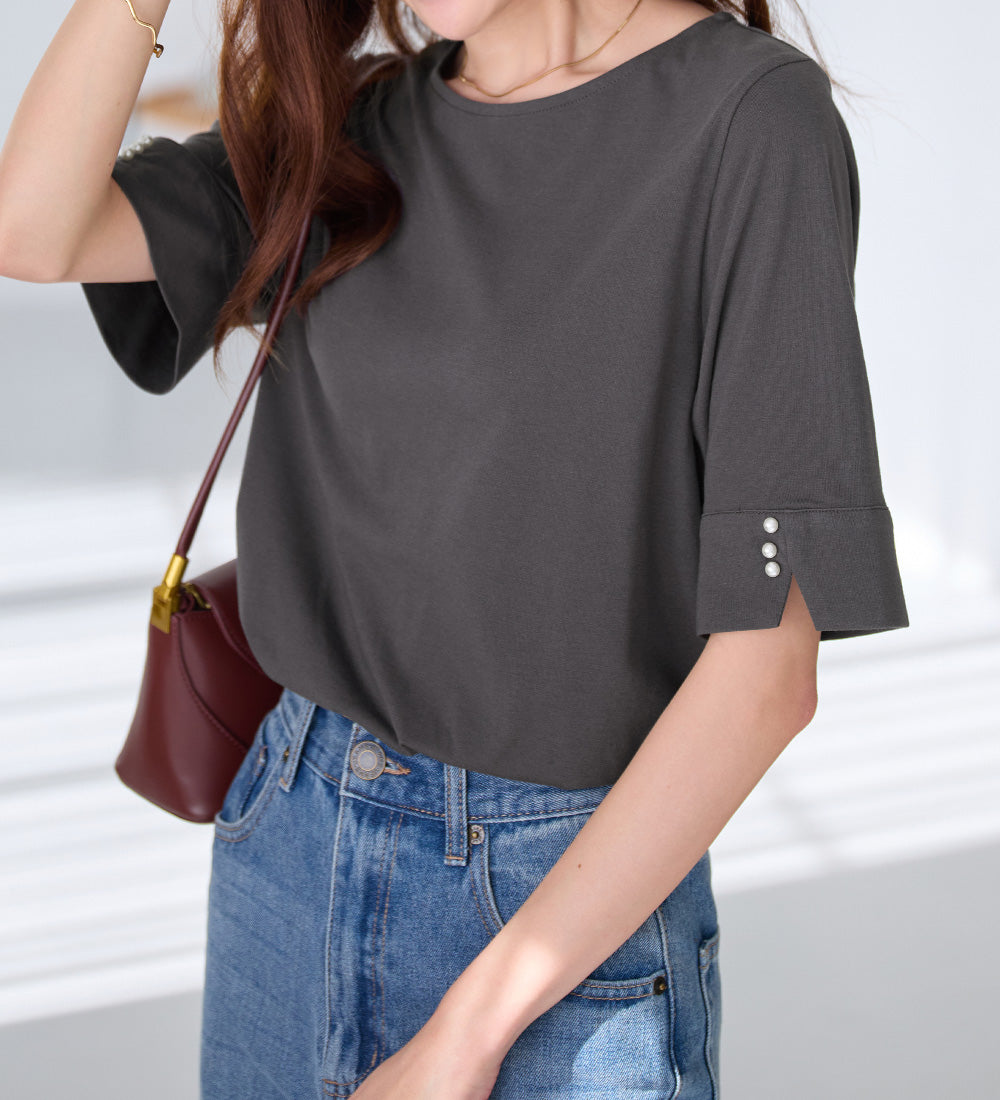 アロッタ Alotta 柔らか綿混素材パール調ボタンTシャツ （チャコール） チャコール