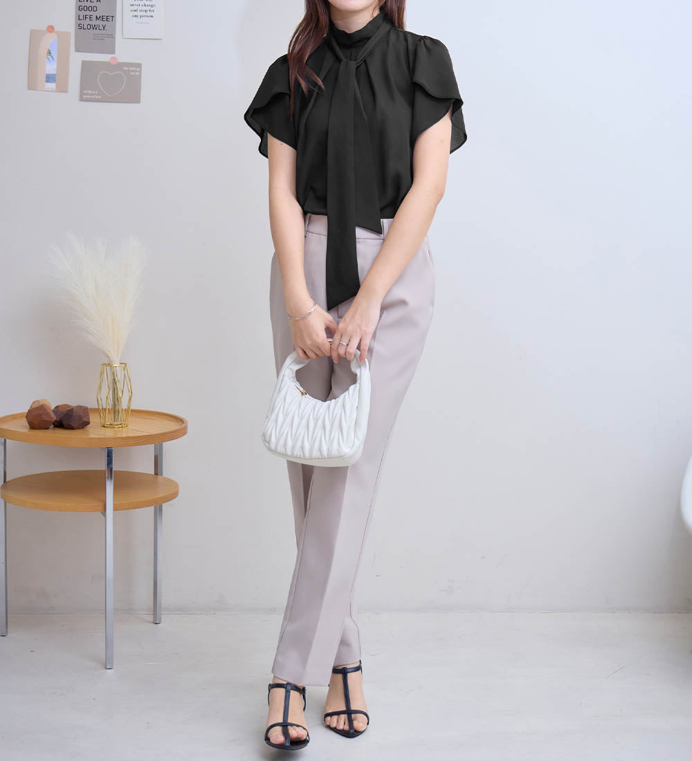 アロッタ Alotta 【ロコンド限定発売アイテム】大人上品ボウタイデザインシアーブラウス （ブラック） ブラック