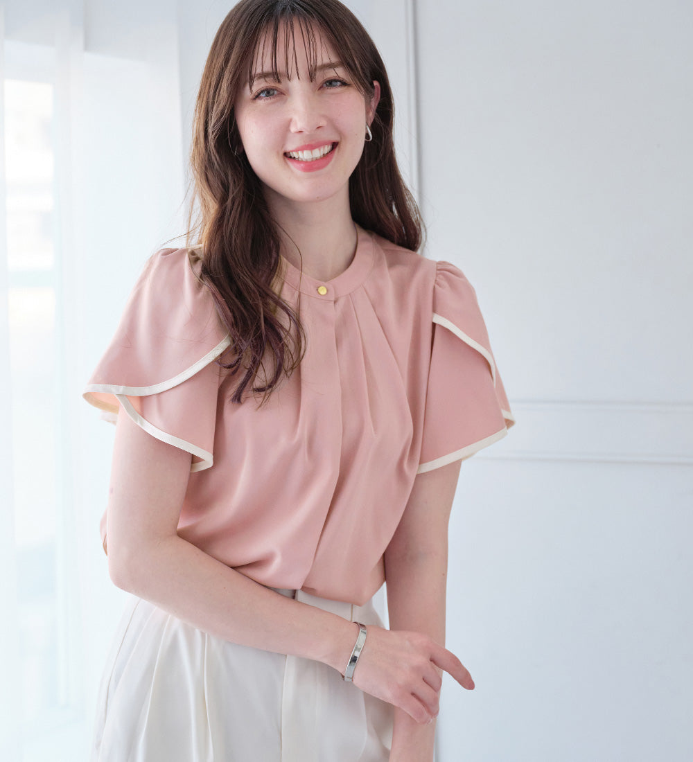 アロッタ Alotta 【接触冷感】チューリップ袖パイピングブラウス （ピンク／オフ） ピンク／オフ