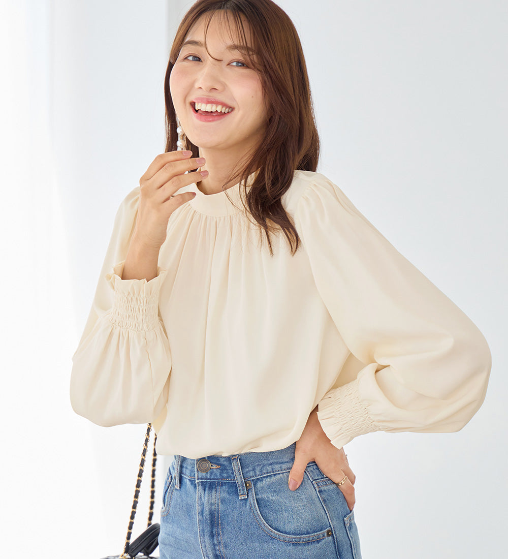 アロッタ Alotta ボリューム袖上品とろみブラウス （アイボリー） アイボリー