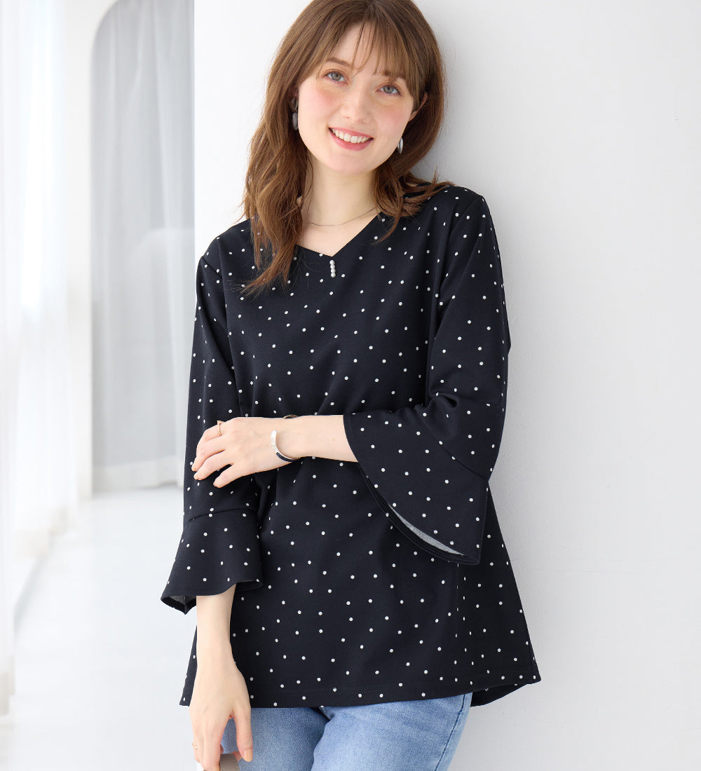 アロッタ Alotta 【接触冷感】パール調ボタンフレアー袖ブラウスTシャツ （ドット柄） ドット柄