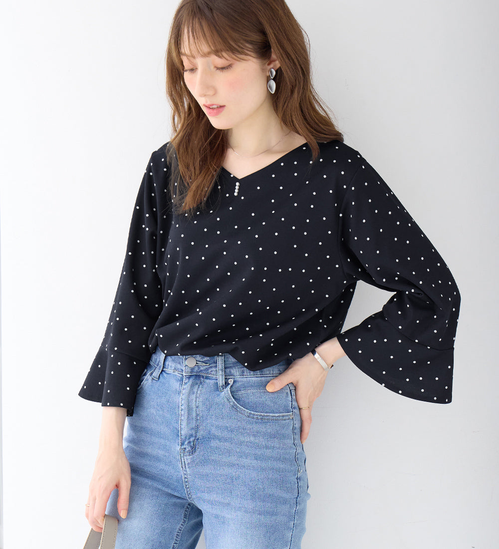 アロッタ Alotta 【接触冷感】パール調ボタンフレアー袖ブラウスTシャツ （ドット柄） ドット柄