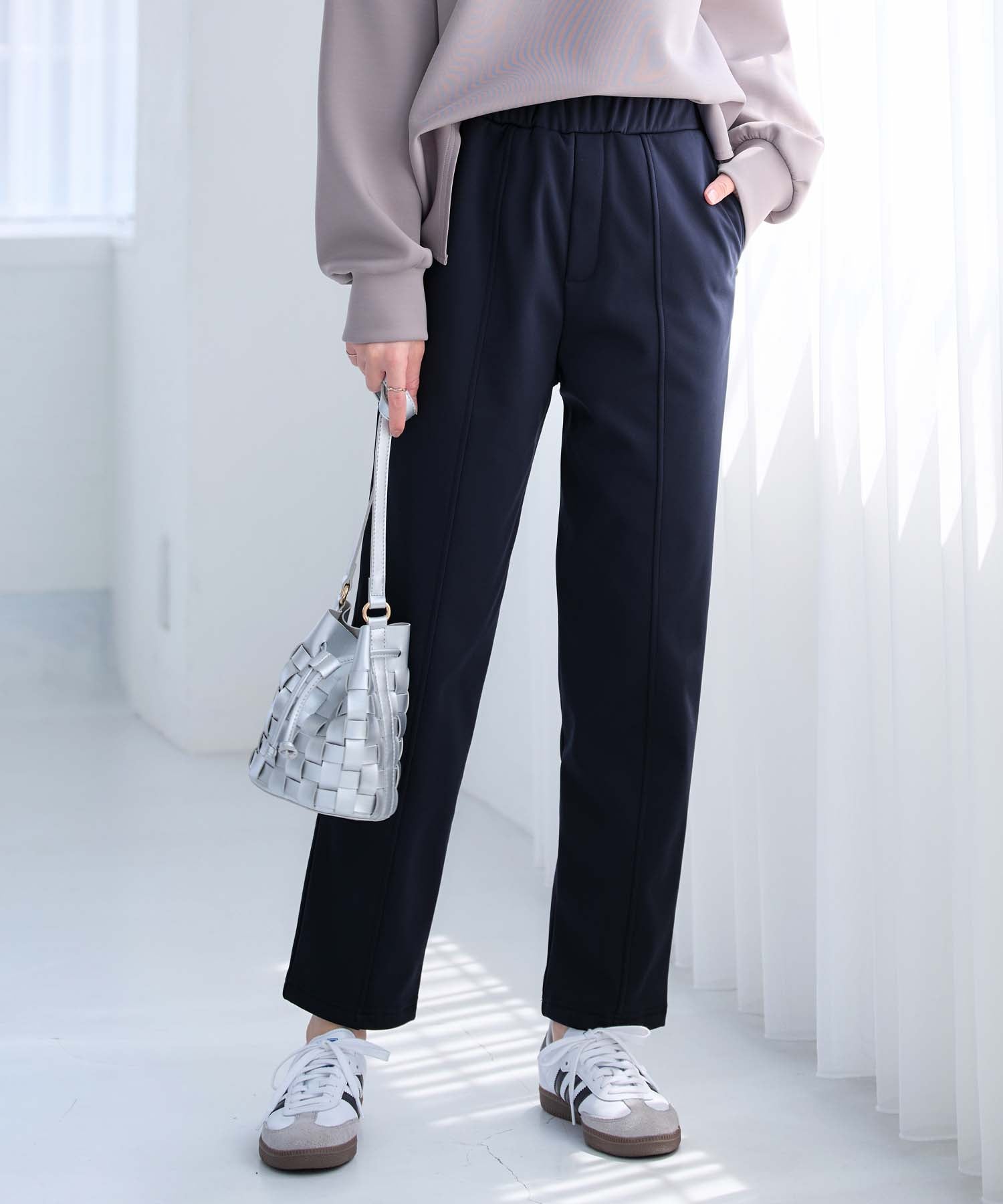 アロッタ Alotta あったか裏起毛テーパードパンツ （ネイビー） ネイビー