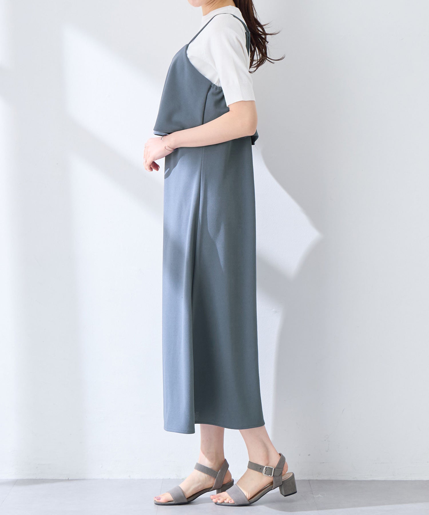 アロッタ Alotta フリルキャミワンピース （グレージュ） グレージュ
