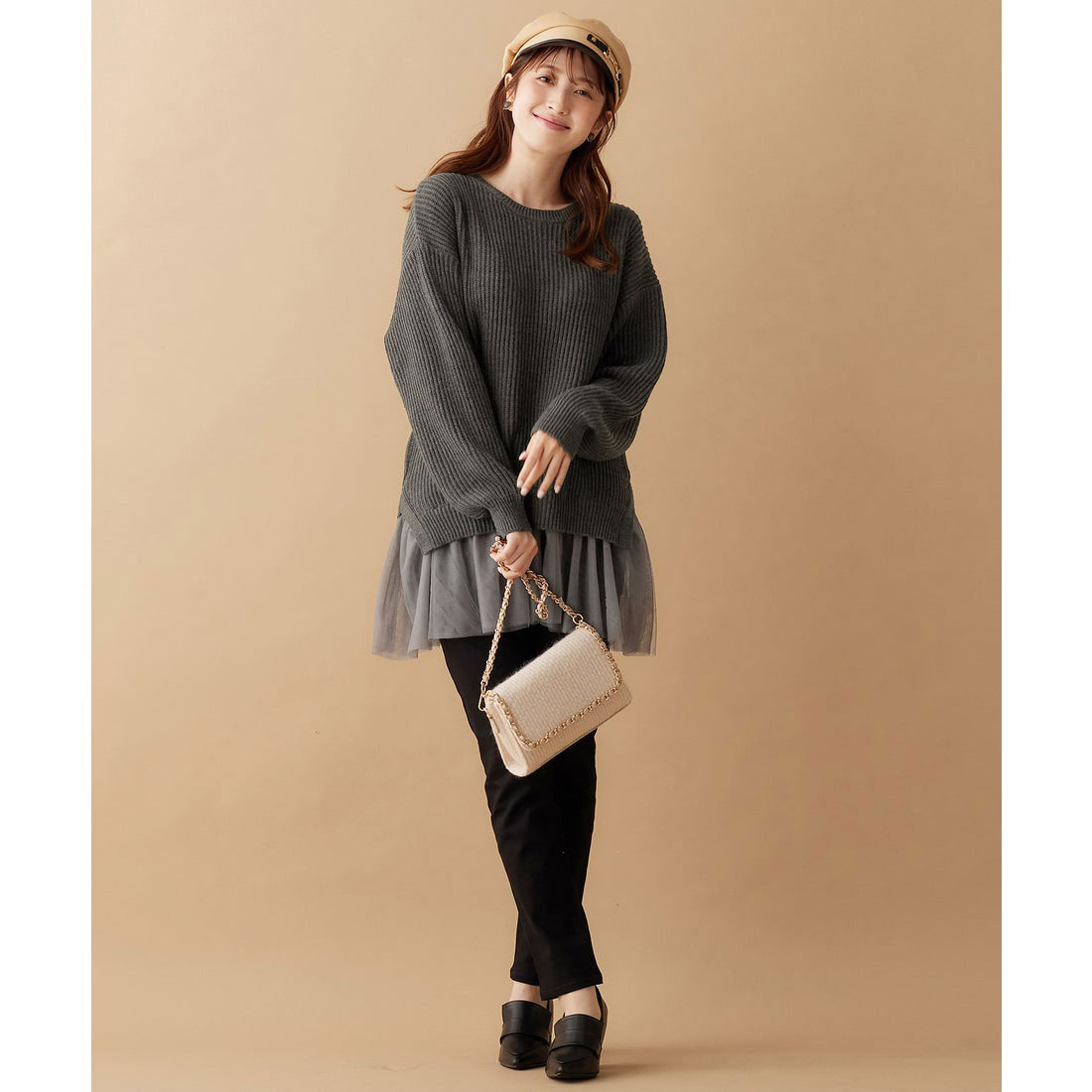 裾チュールレイヤード風ニット ベージュ