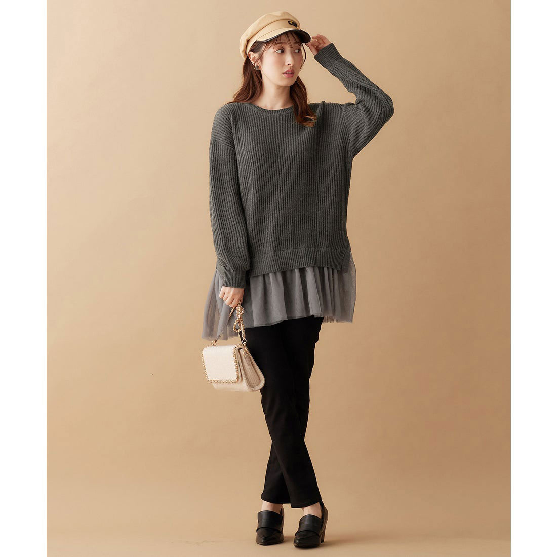 裾チュールレイヤード風ニット ベージュ