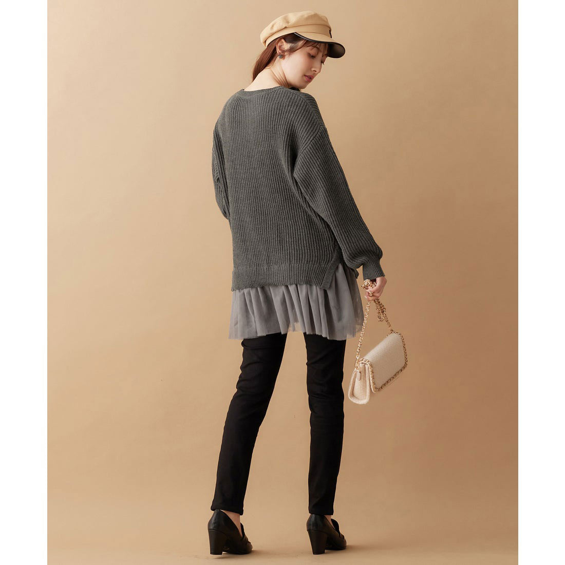 裾チュールレイヤード風ニット ベージュ