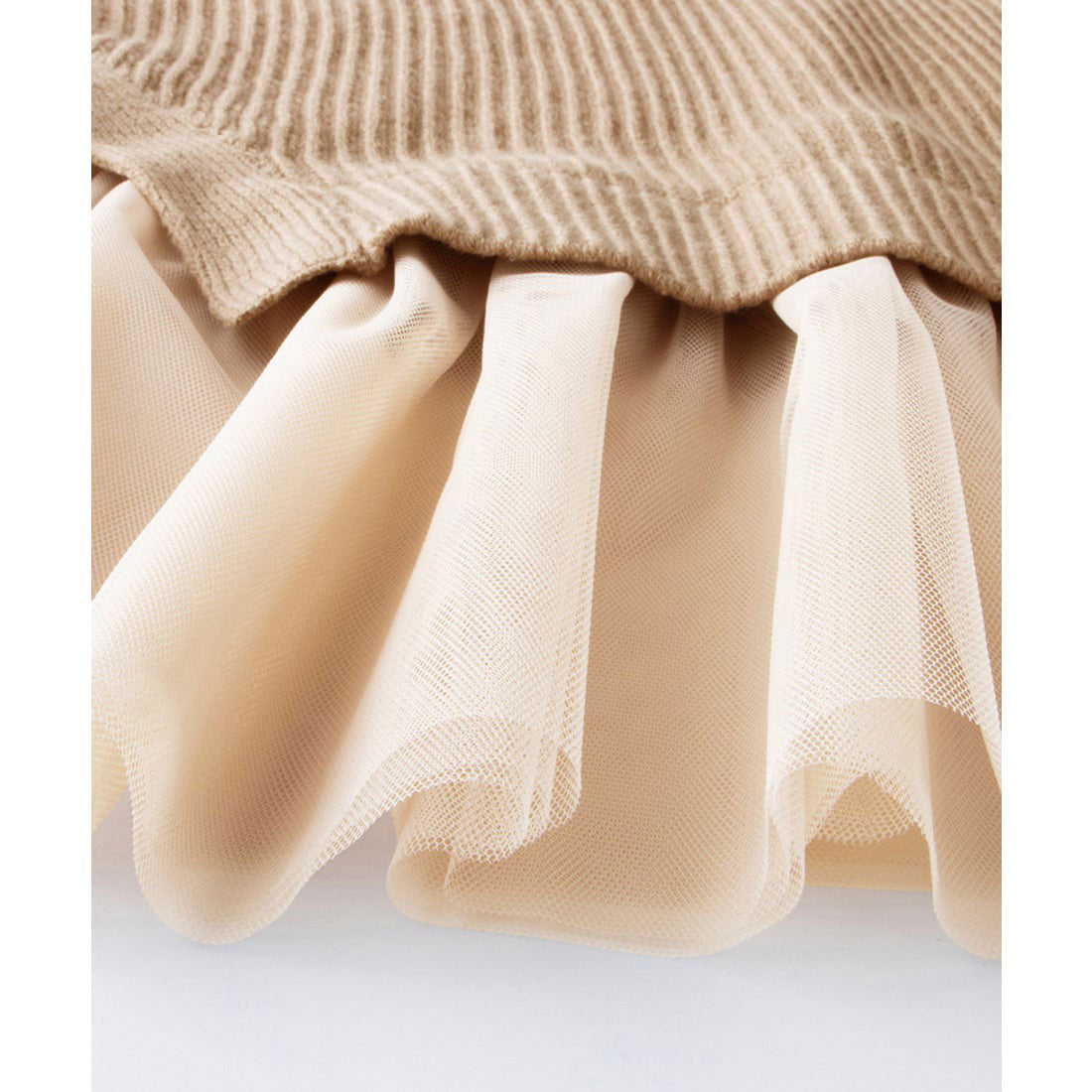 裾チュールレイヤード風ニット ベージュ