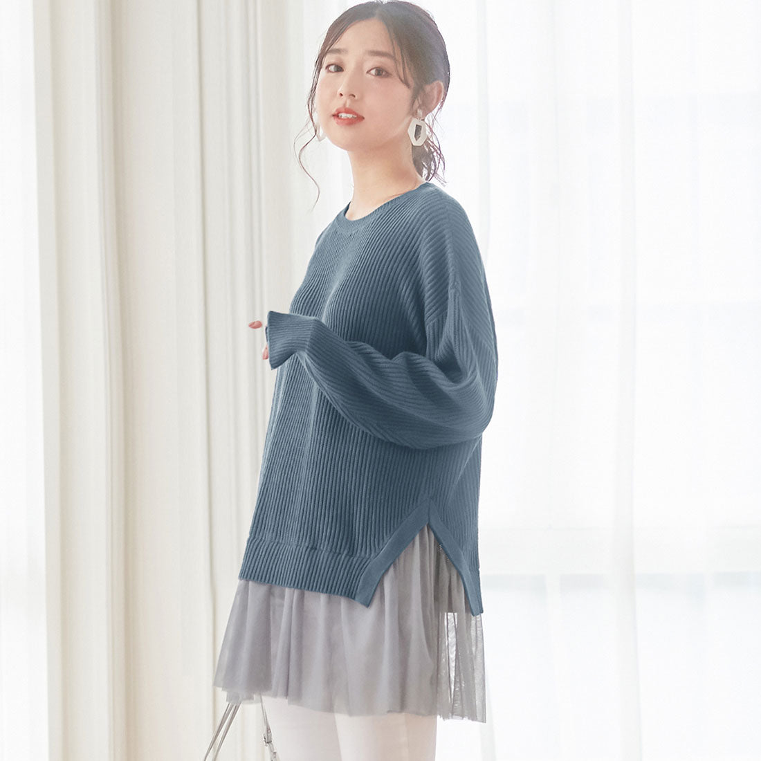 裾チュールレイヤード風ニット ダスティーブルー