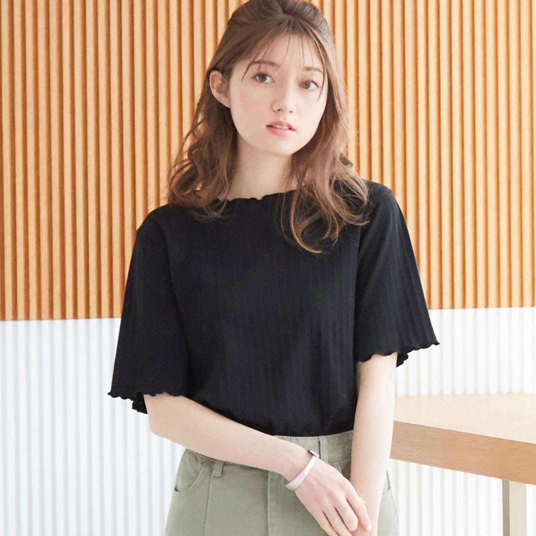 アロッタ Alotta メロウ使いテレコリブTシャツ,ブラック