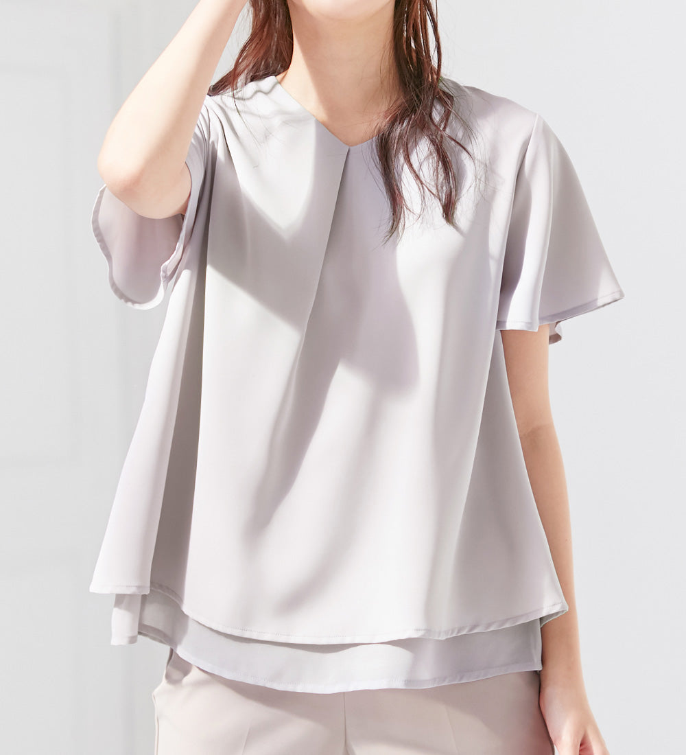 シフォンレイヤードＶネックブラウス【新色追加】 ライトグレー