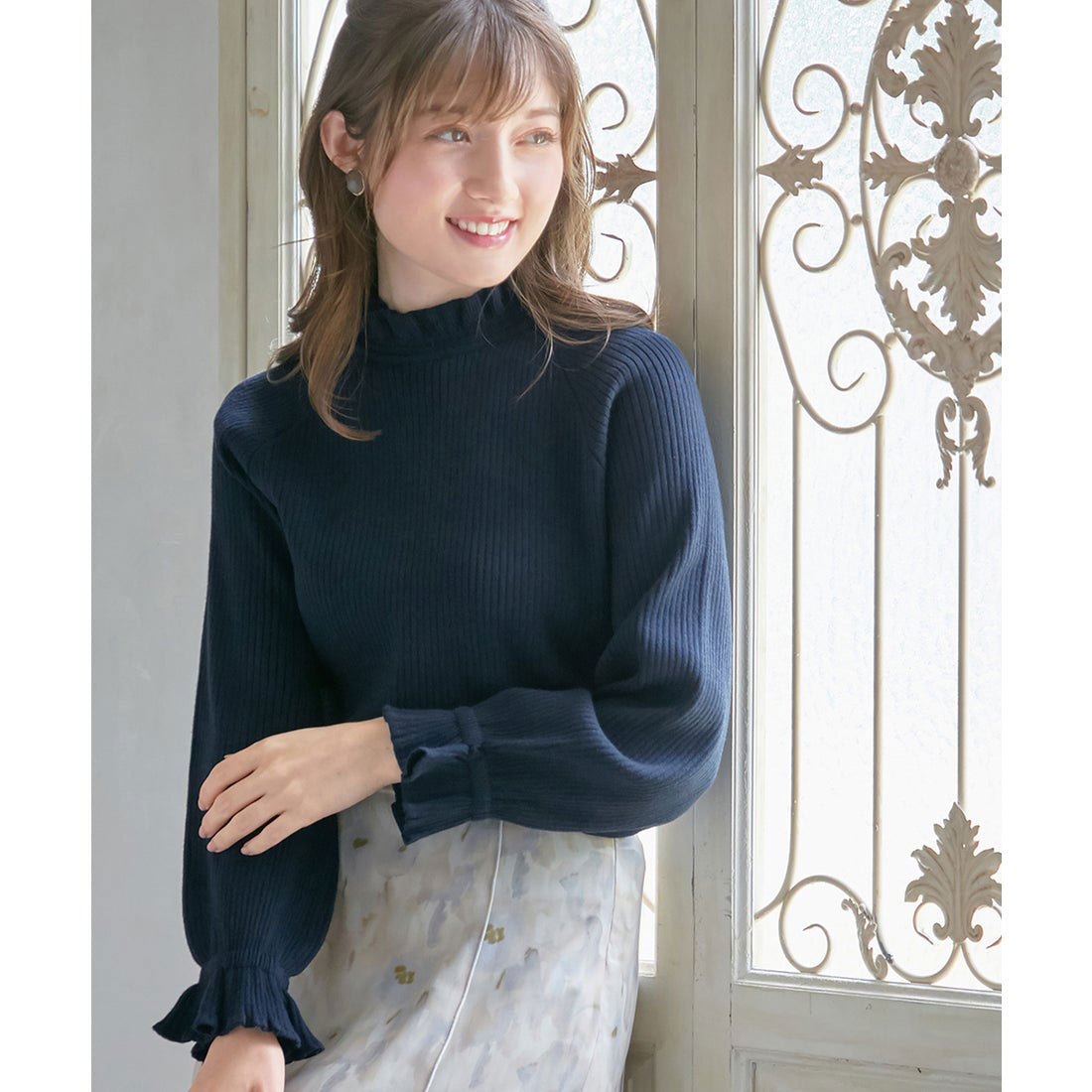 アロッタ Alotta フリル衿パフ袖ニット,ネイビー
