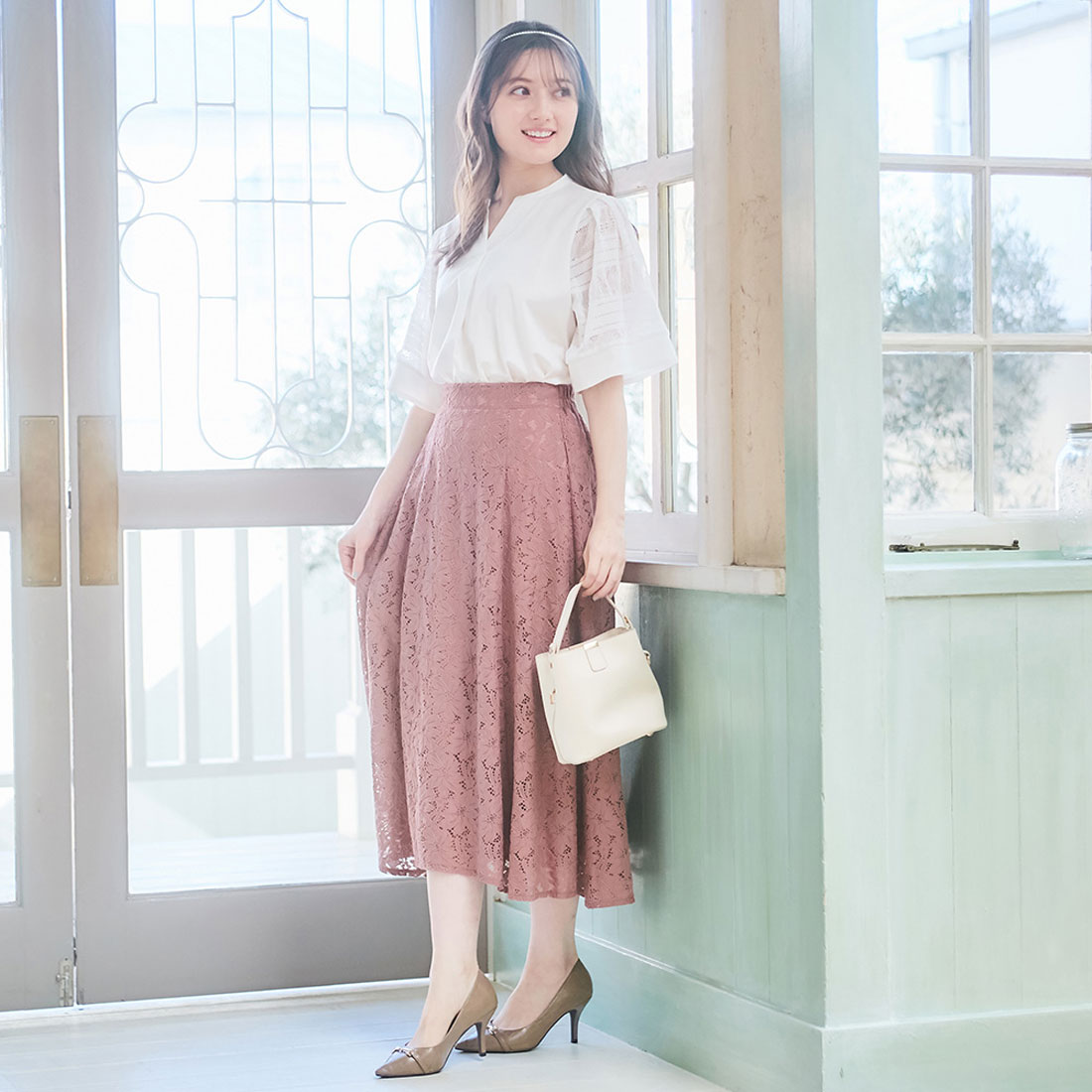 アロッタ Alotta シルケット素材袖レース切替トップス