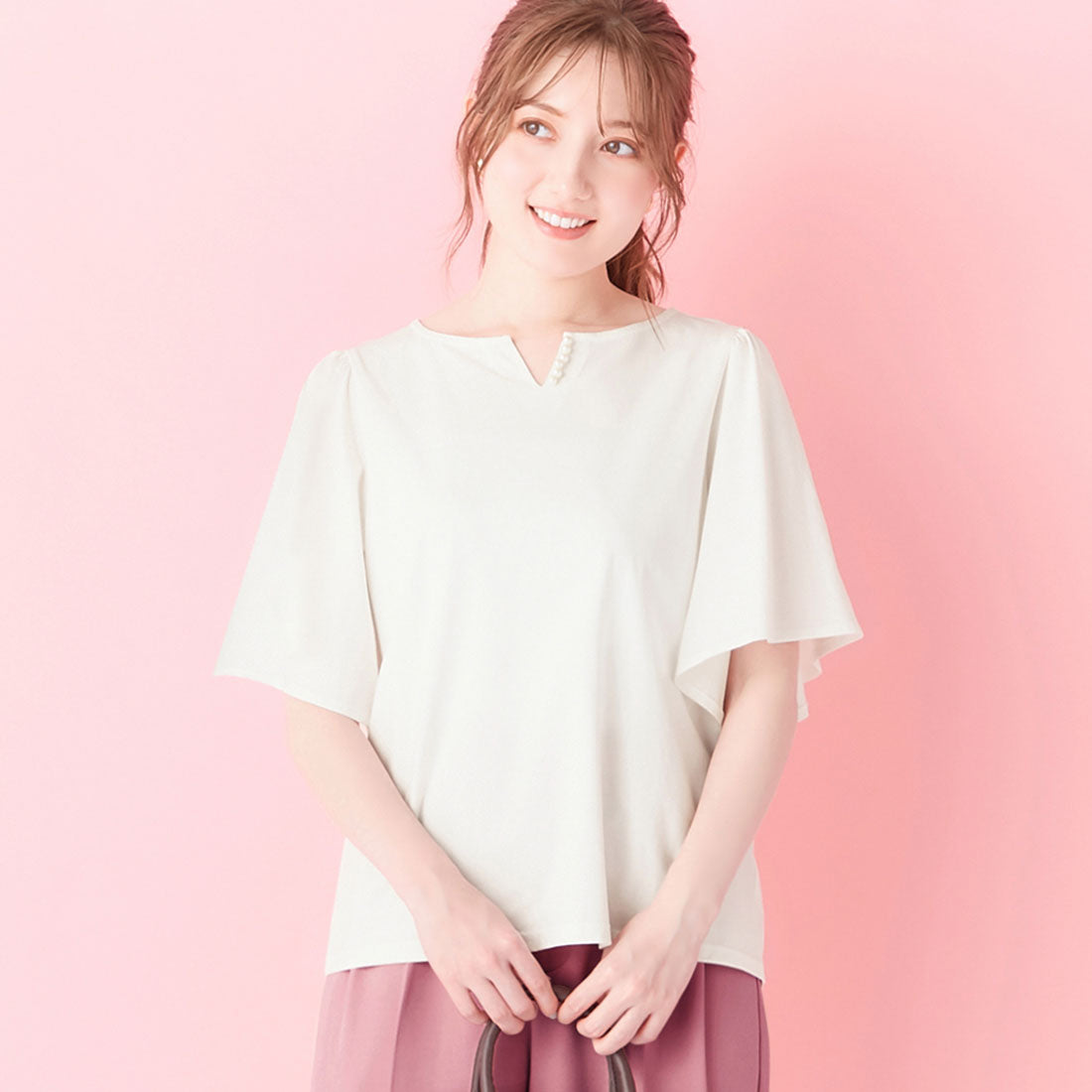 アロッタ Alotta パール調ボタン付Tシャツブラウス