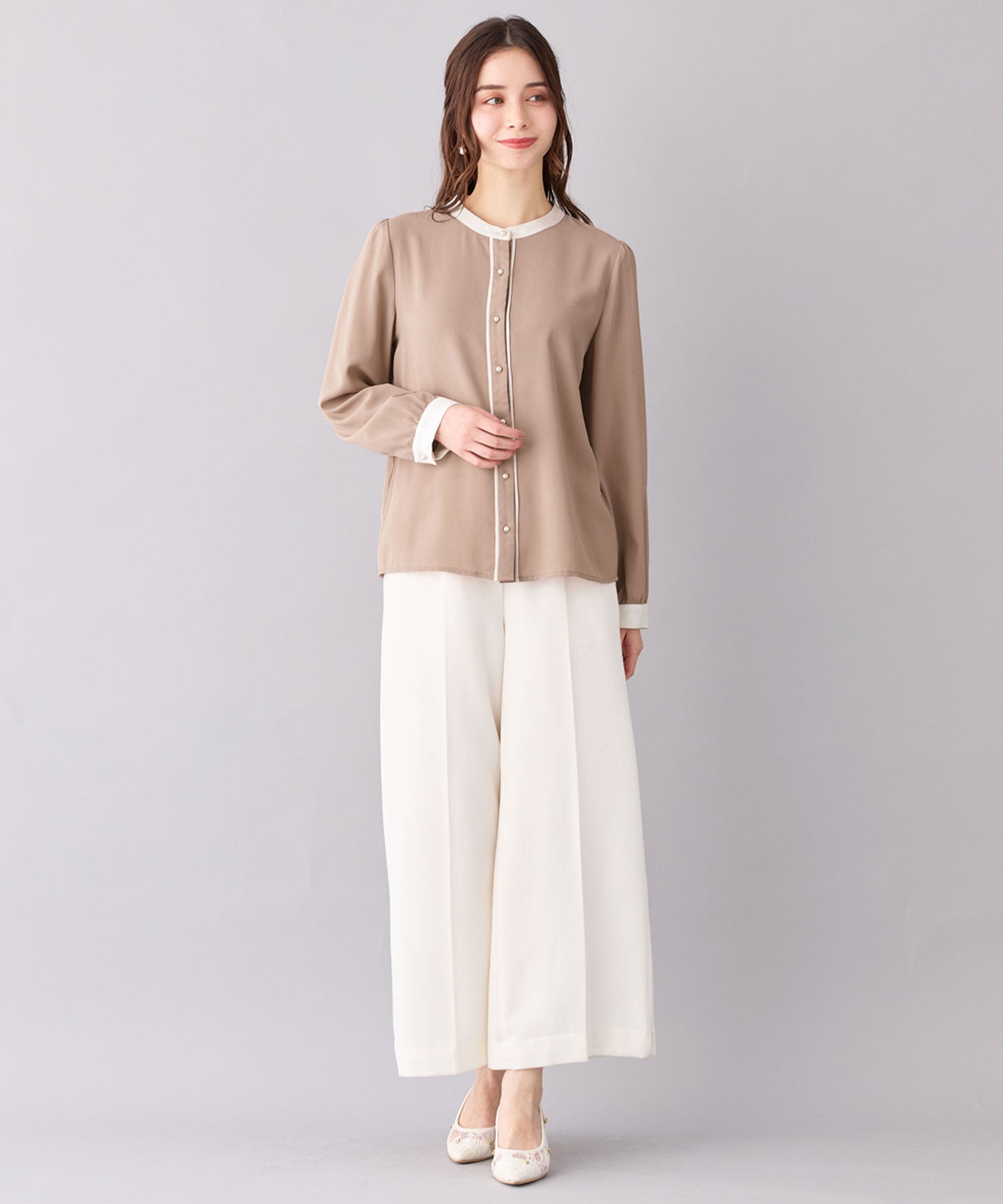 バイカラーパール調ボタンブラウス