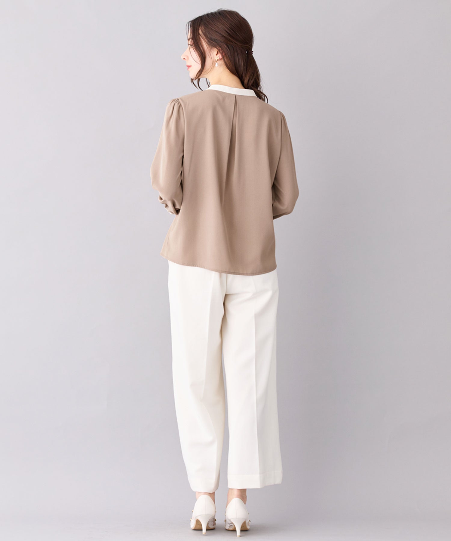 バイカラーパール調ボタンブラウス