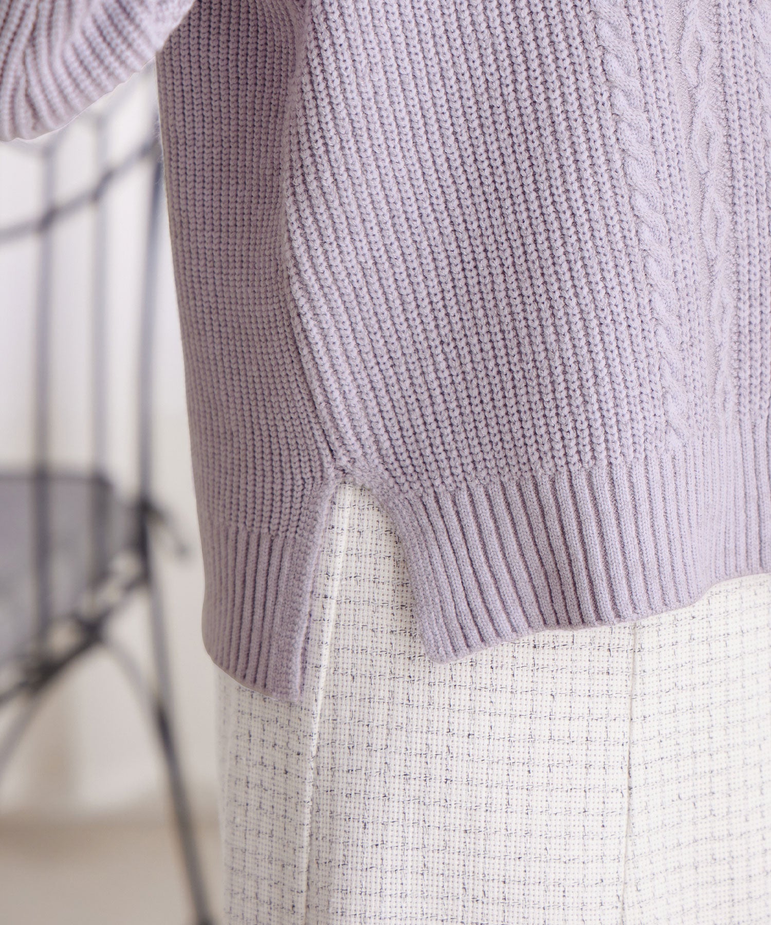 【毛玉になりにくい・静電気防止】ケーブル柄モックネックニット クリームイエロー