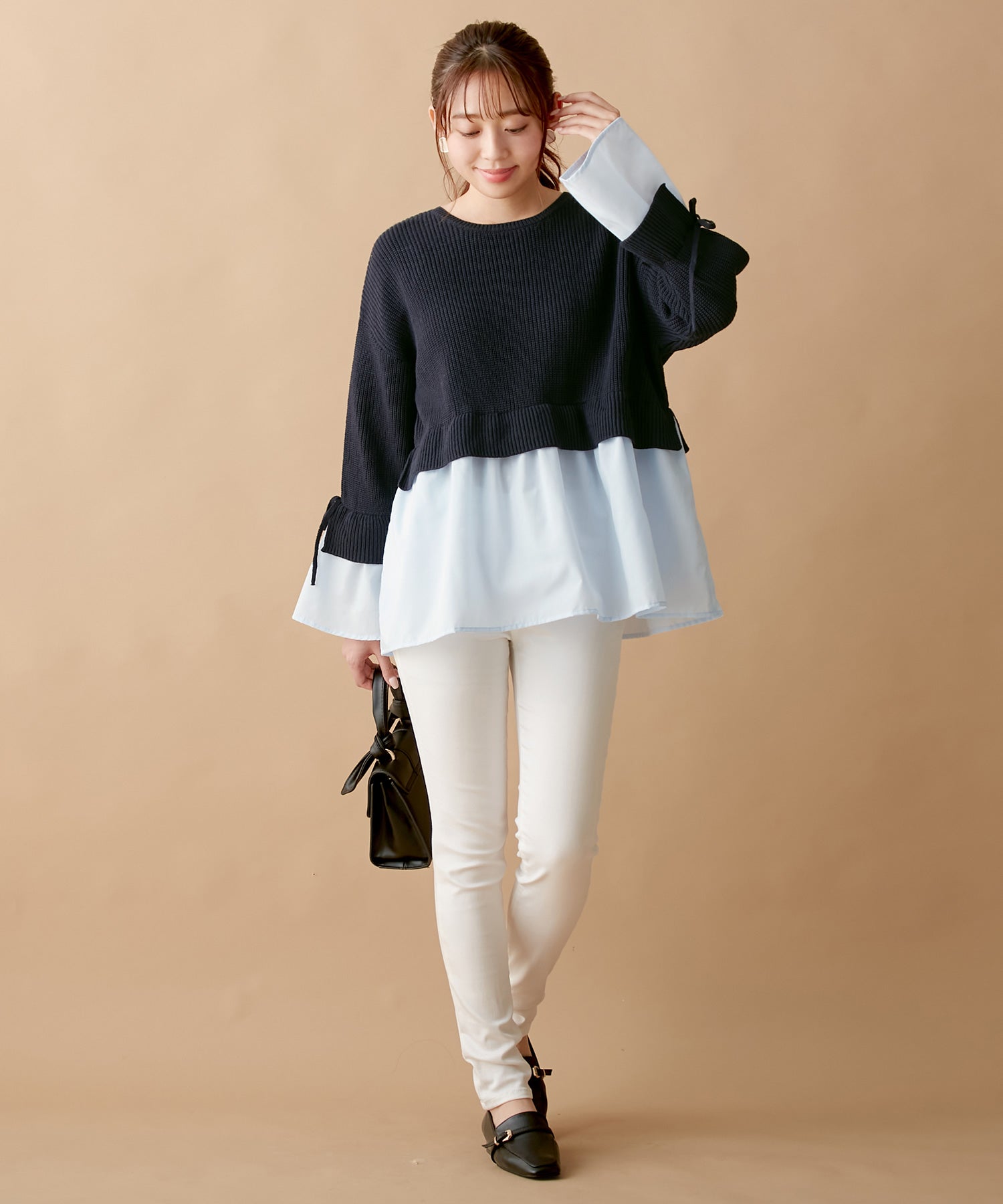 ブラウスドッキングフレアー袖ニット ライトベージュ