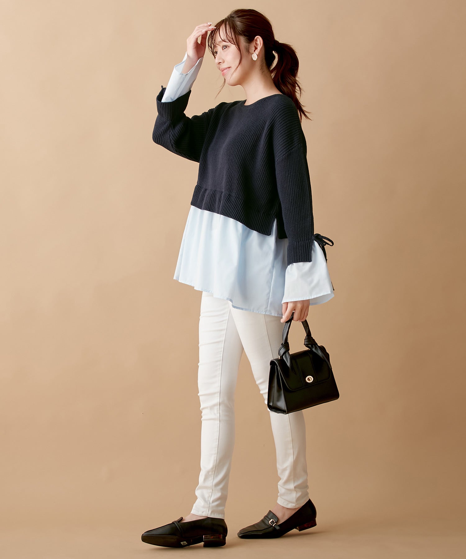 ブラウスドッキングフレアー袖ニット ライトベージュ