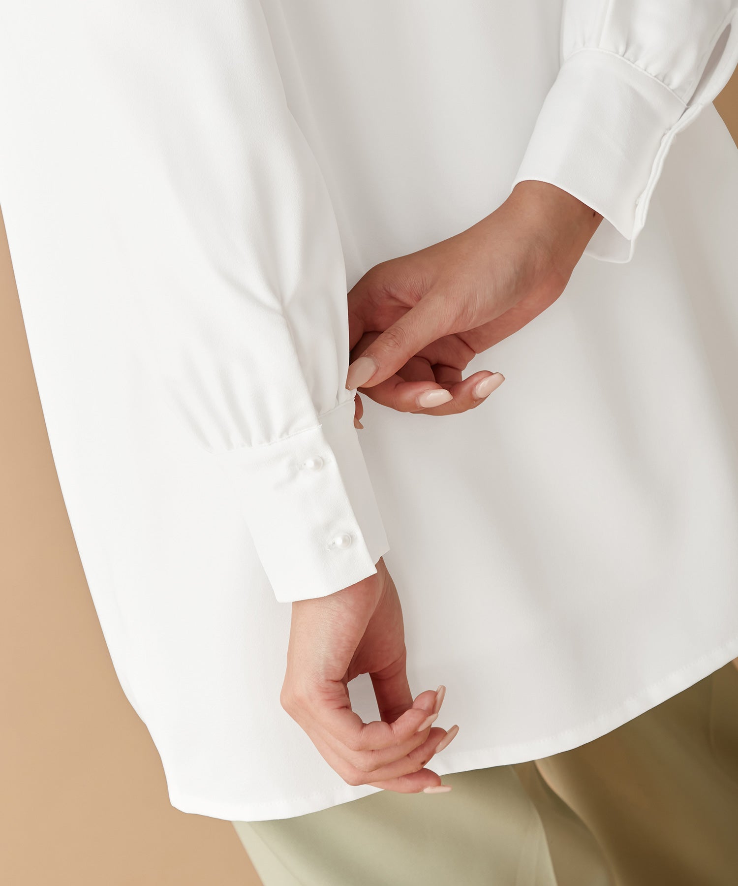 アロッタ Alotta ふんわり裏起毛ボウタイチュニック （オフホワイト） オフホワイト