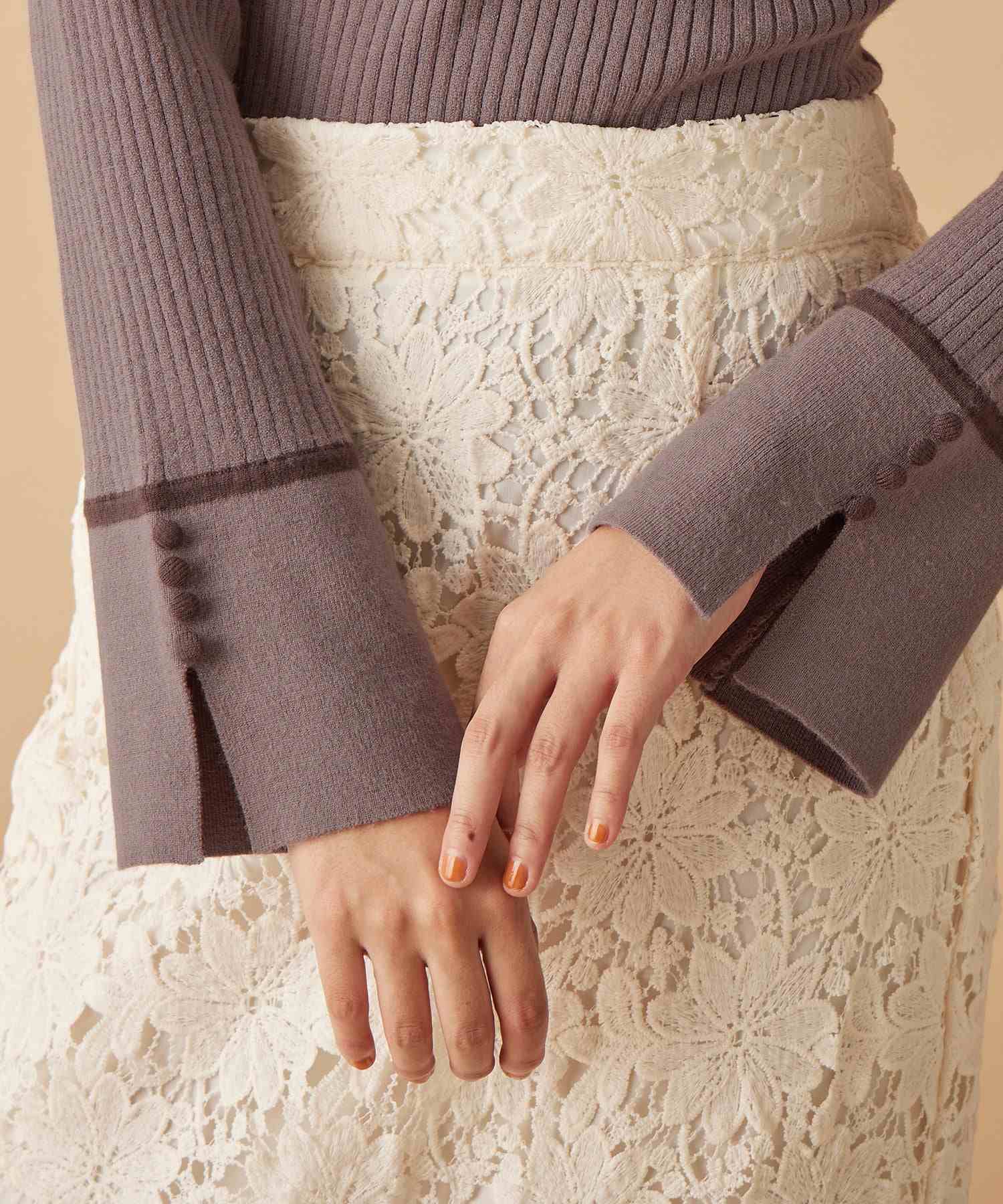 アロッタ Alotta 配色デザイン袖ボタンニットプルオーバー