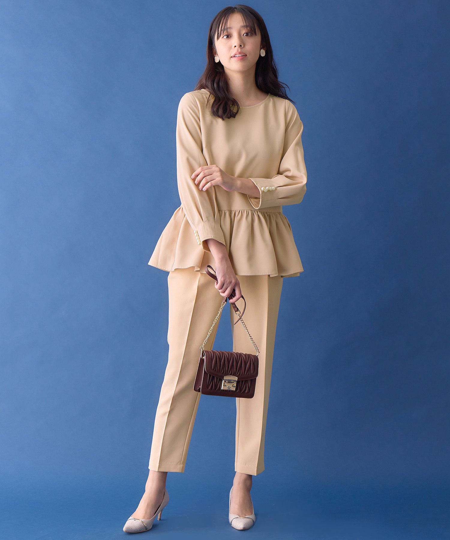 アロッタ Alotta きれいめペプラムセットアップ （ベージュ） ベージュ