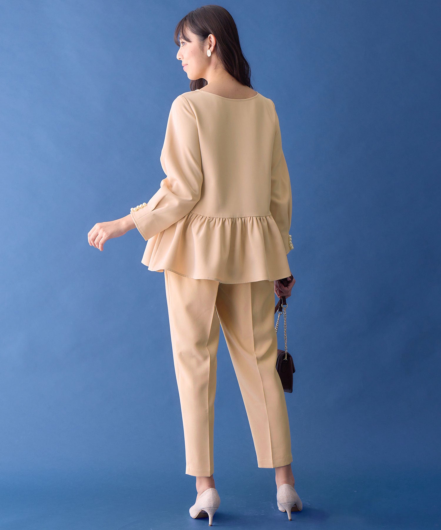 アロッタ Alotta きれいめペプラムセットアップ （ベージュ） ベージュ