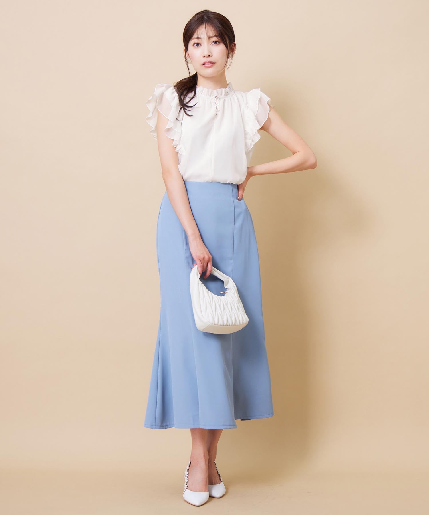 【接触冷感】インナー付フリル使いブラウス