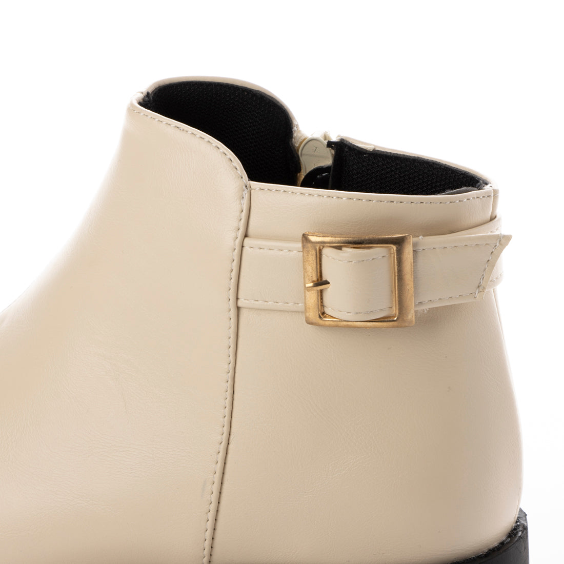 サンエープラスフェミニン AAA+ feminine 美シルエット、履き心地やわらかベルト付きブーツ/3591