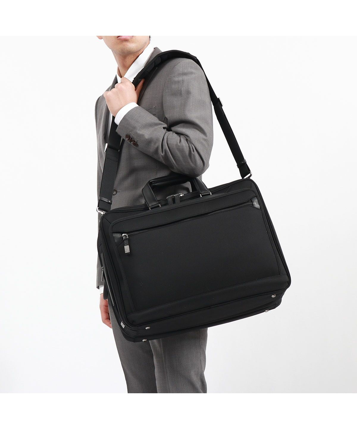 エース ace. 【日本正規品】 エースジーン ビジネスバッグ 2WAY ace.GENE ショルダー B4 ノートPC 大容量 ブリーフケース 通勤 EVLー4.0 68305 （ブラック） ブラック