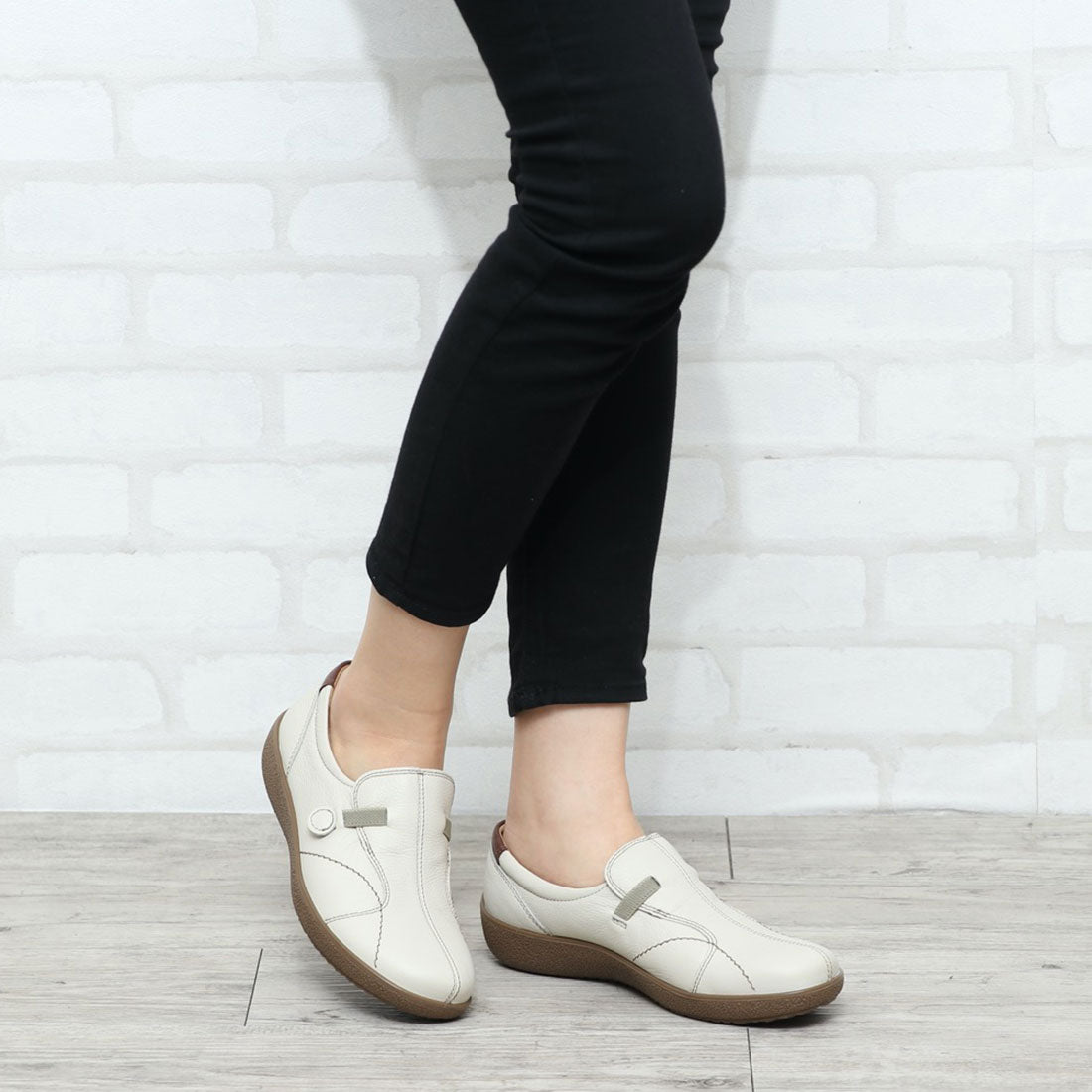 Achilles Sorbo Casual Slip-On