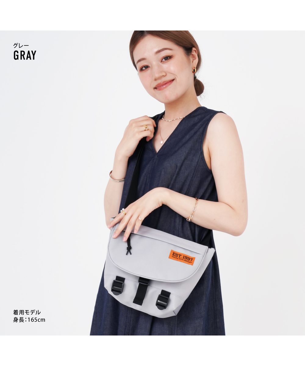 ランナー RUNNER アヴェンチュラ ショルダーバッグ メッセンジャーバッグ 斜め掛け 肩掛け シンプル 撥水素材 大人 女性 男性 男女兼用 大学生 高校生 女子 アウトドア カジ