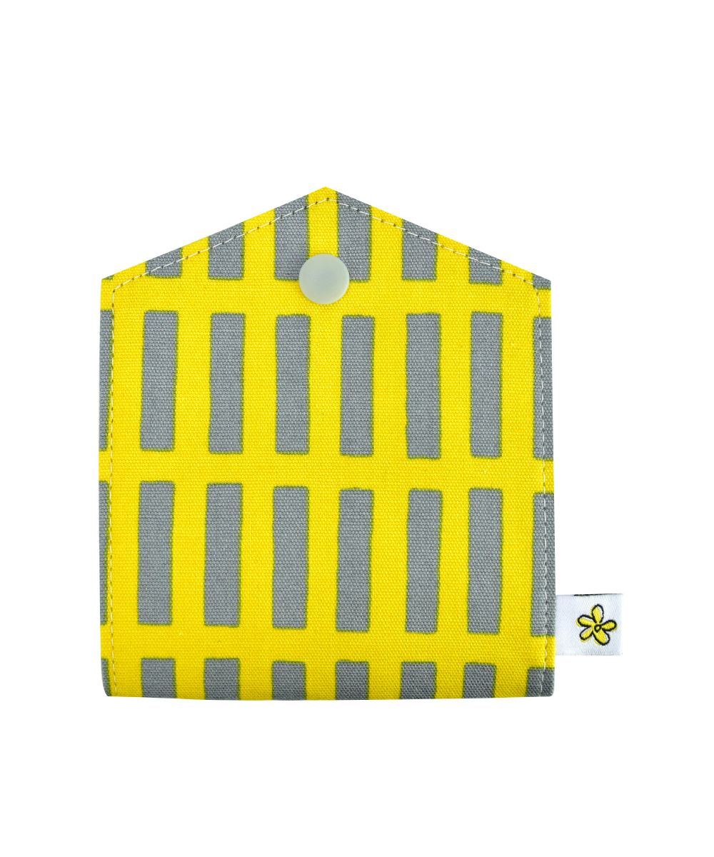 Runner Mask Case Mask Storage Ladies Girls安心の日本製 Cotton Nordic Style Checkered Pattern Antibacterial/Odor Resistant Portable Foldable