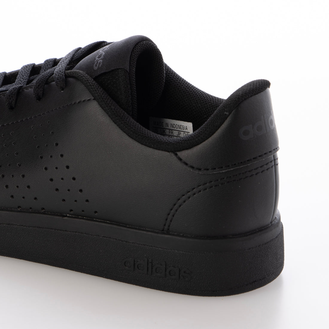 アディダス adidas ADVANCOURT BASE2.0 K コートタイプスニーカー （コアブラック/コアブラック/グレーシックス） コアブラック/コアブラック/グレーシックス