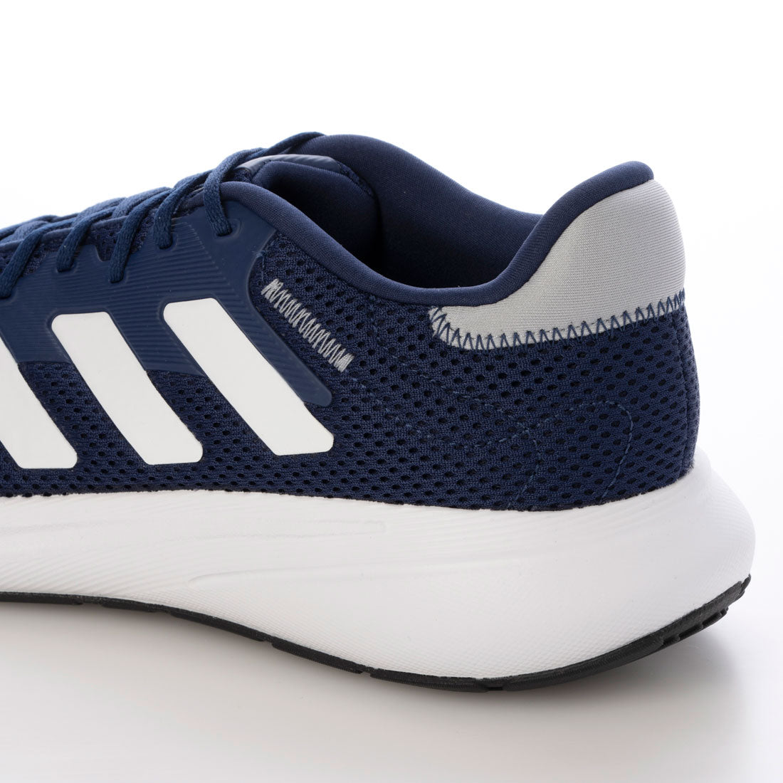 アディダス adidas IH6103