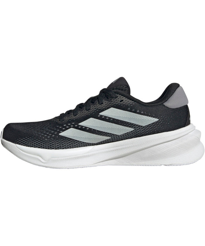 アディダス adidas アディダス adidas スーパーノヴァ ストライド 2.0 ランニング/Supernova Stride 2.0 Running ランシュー レディース 女性 （コアブラック/フットウェア） コアブラック/フットウェア