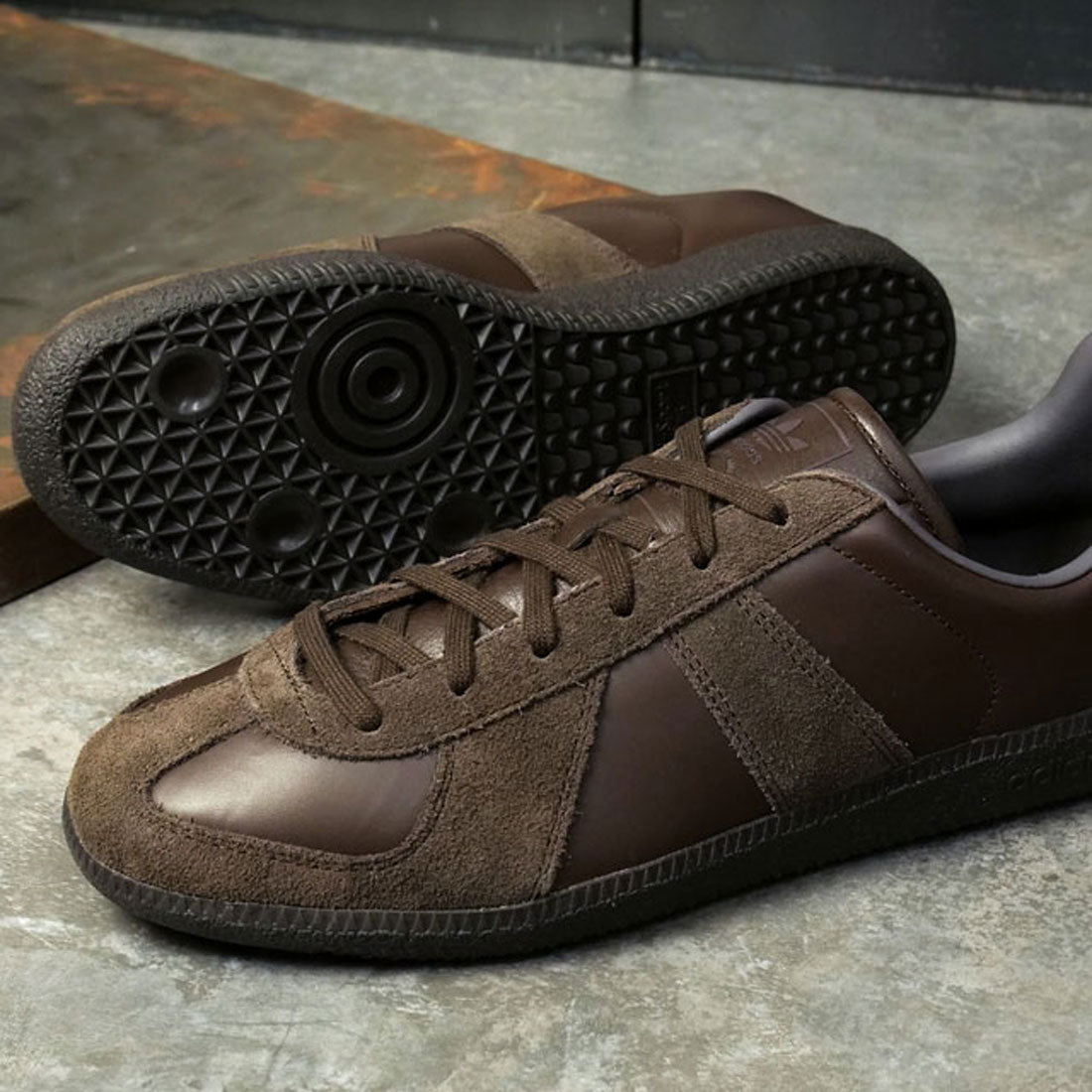 アディダス adidas BW ARMY ダークブラウン/ダークブラウン/ナイトブラウン [JR2003] （ダークブラウン/ダークブラウン/ナイトブラウン） ダークブラウン/ダークブラウン/ナイトブラウン